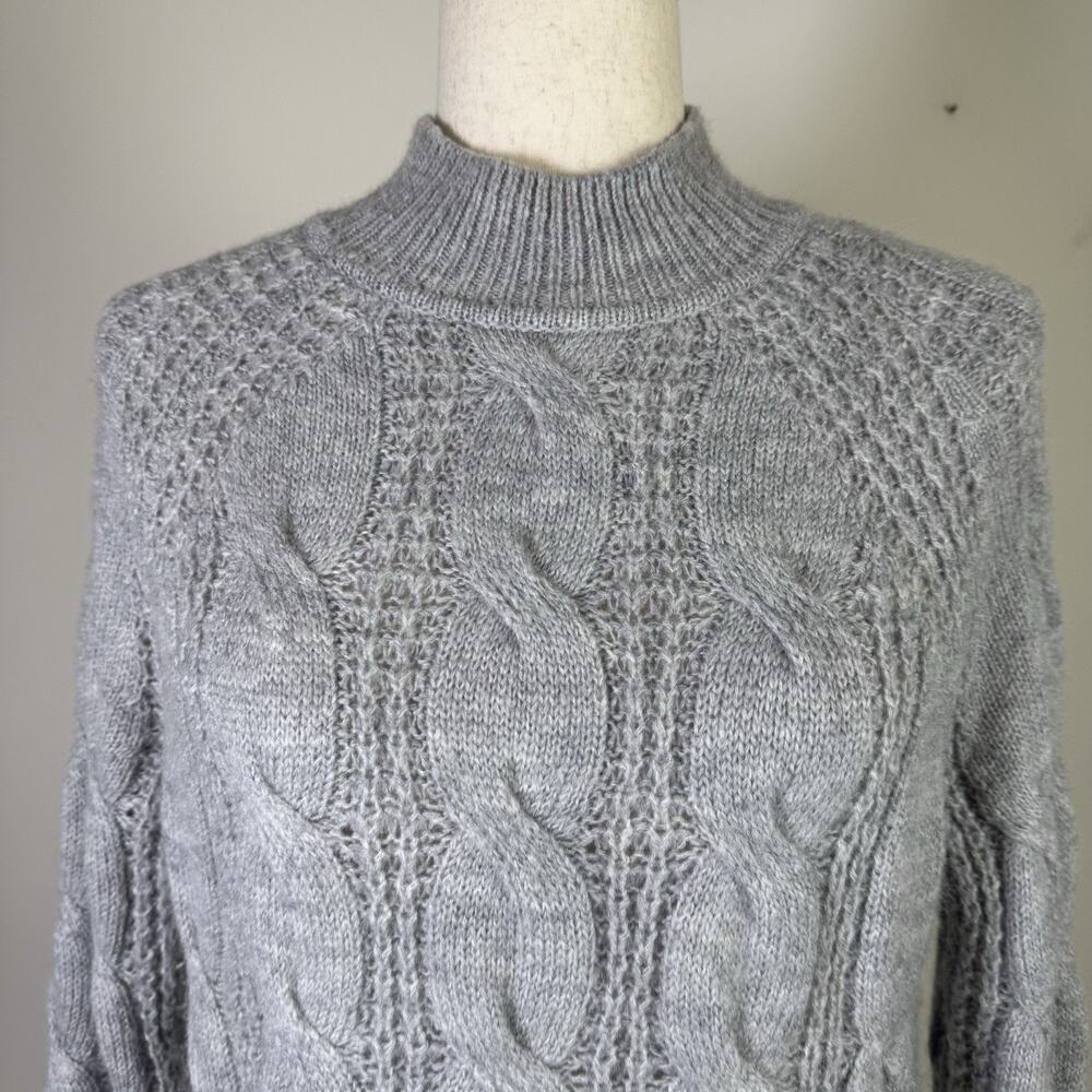 J Crew Crew Neck Cable Knit Sweater Women's XXS Grey Acrylic/Alpaca Blend Grey - Picture 4 of 16